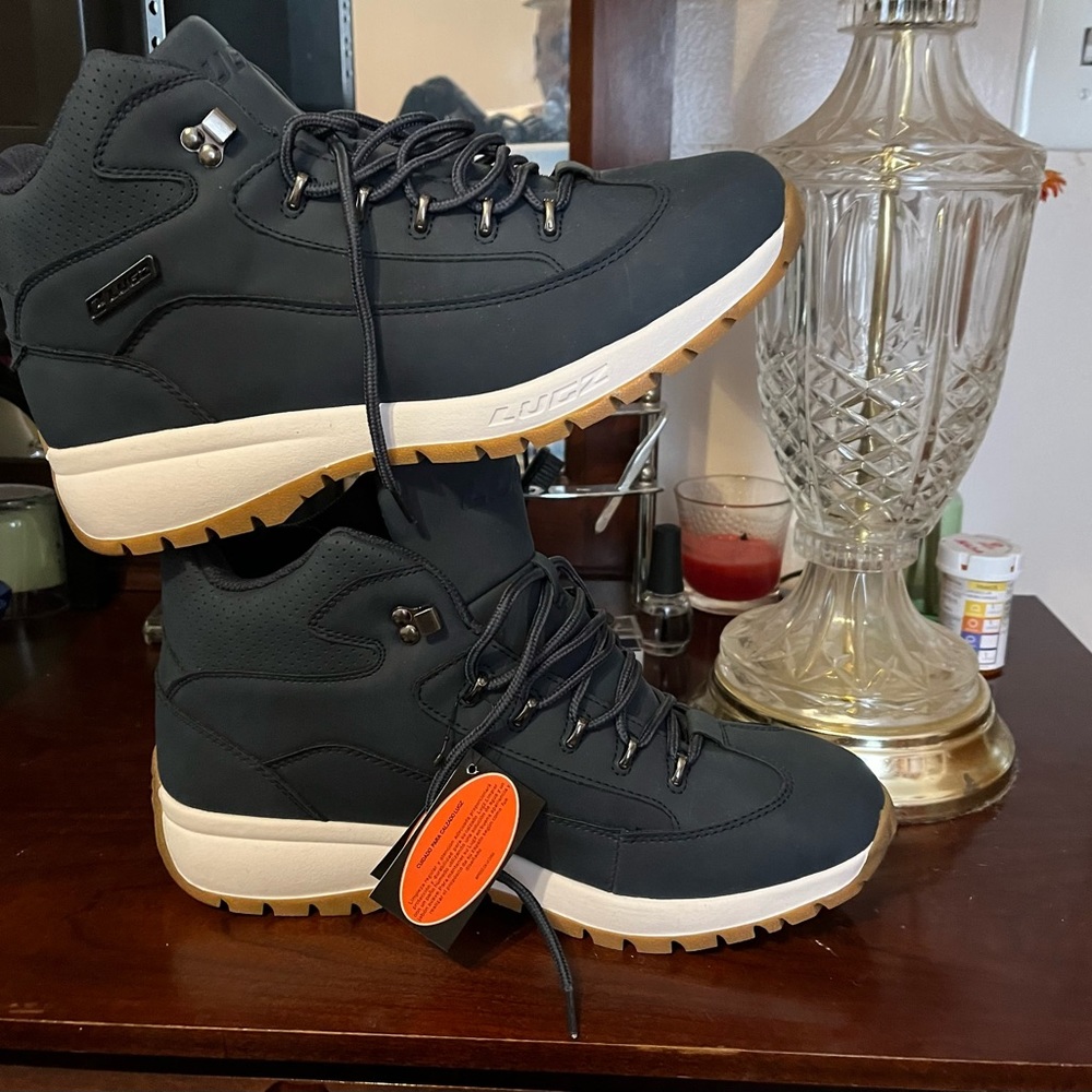 Lugz boot brand new never worn size 11